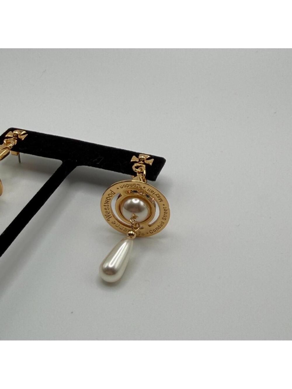 Vivienne Westwood Pearl & Crystal Orb Drop Earrings GoldTone - Picture 4 of 6